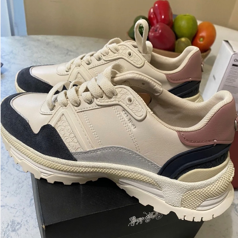 Coach G3863 Sneakers Size 7.5B